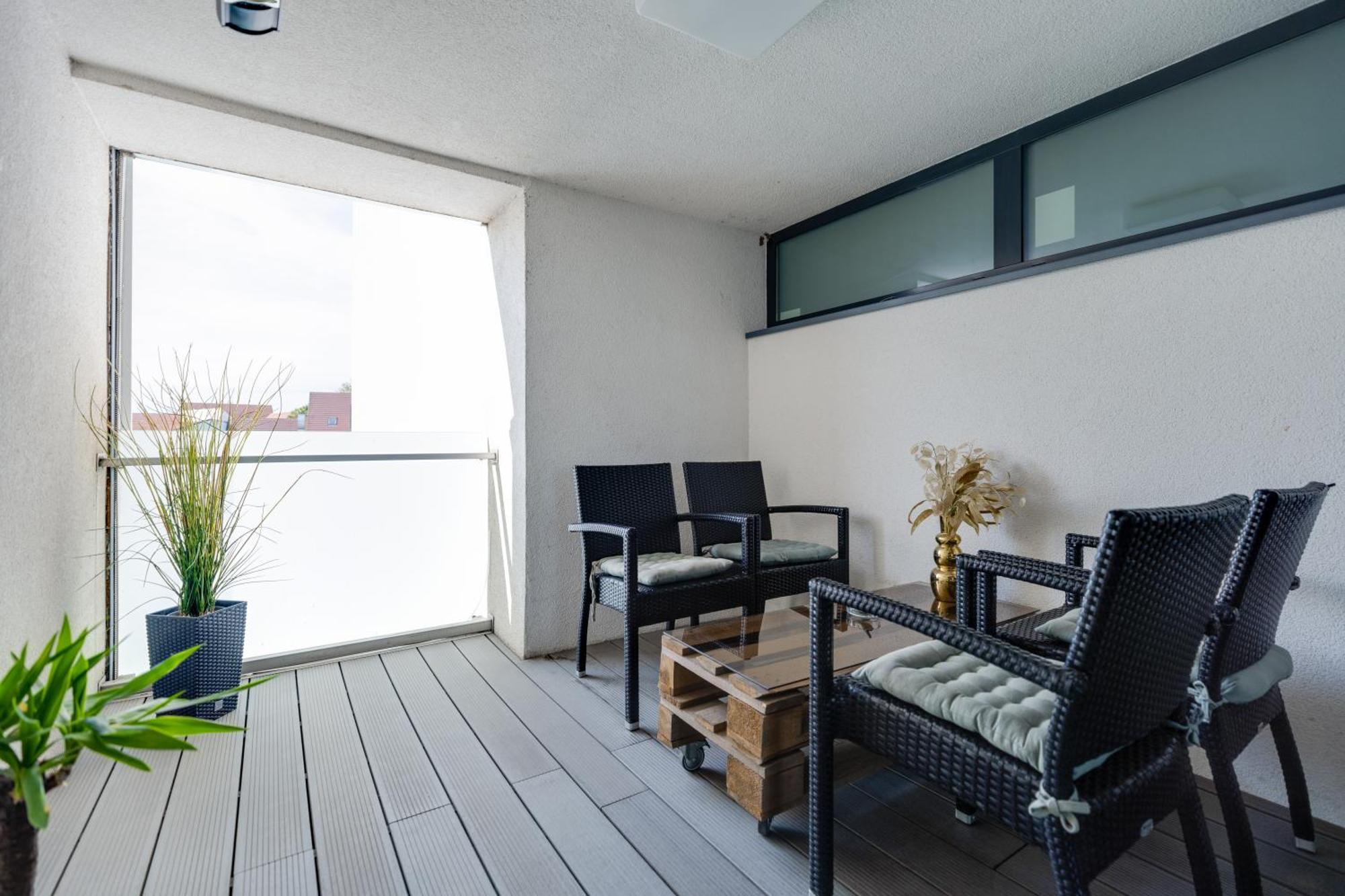 Apartman Leonardo - City Center Nagyszombat Kültér fotó